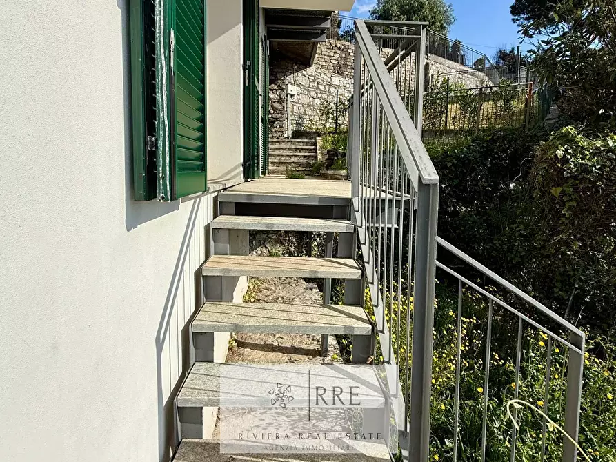 Immagine 14 di Appartamento in vendita  in via Valbona a Alassio