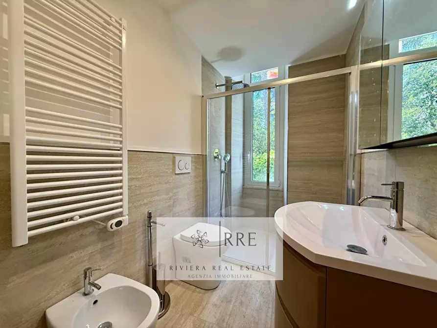 Immagine 7 di Appartamento in vendita  in c.so Dante Alighieri a Alassio