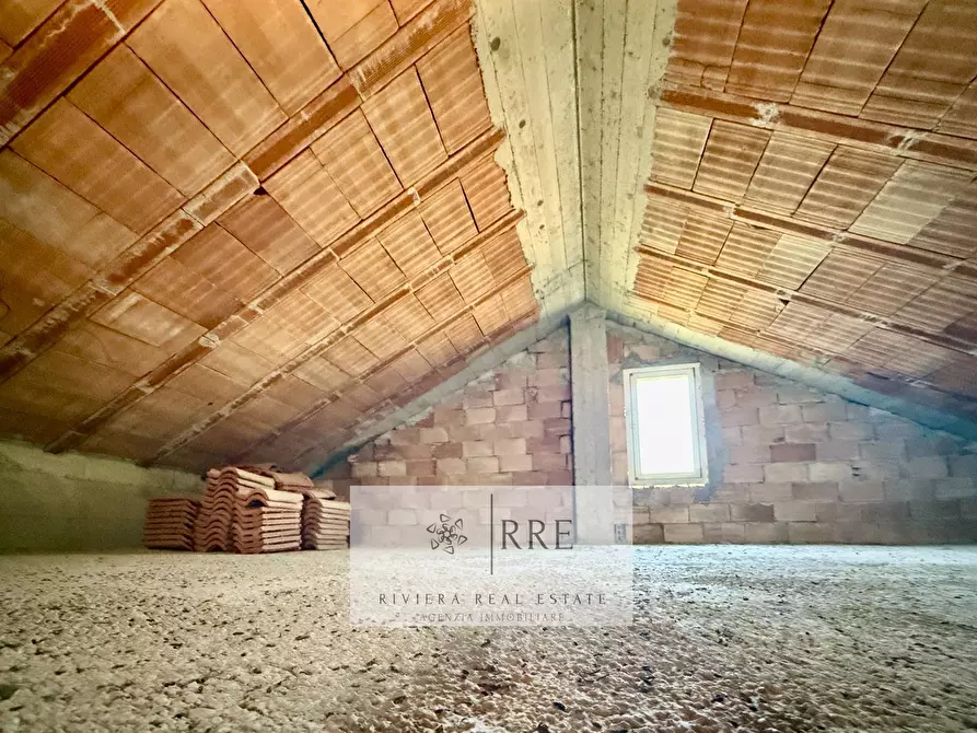 Immagine 7 di Villa in vendita  in Regione San Bartolomeo a Balestrino