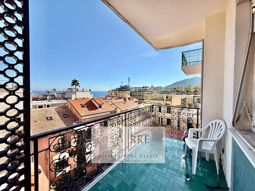 Immagine 2 di Appartamento in vendita  in Borgo Coscia a Alassio