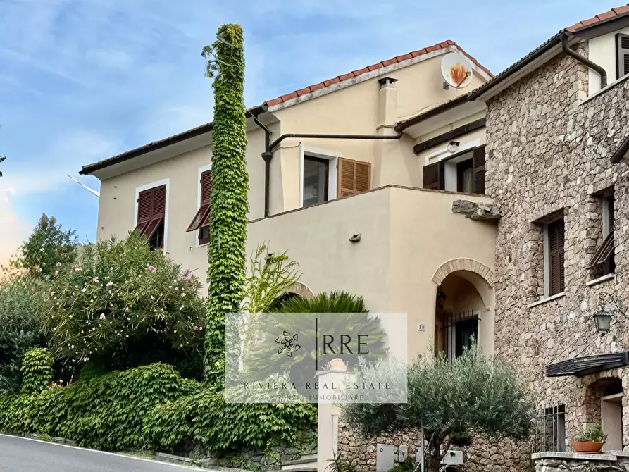 Immagine 51 di Casa indipendente in vendita  in fraz. Segno a Quiliano