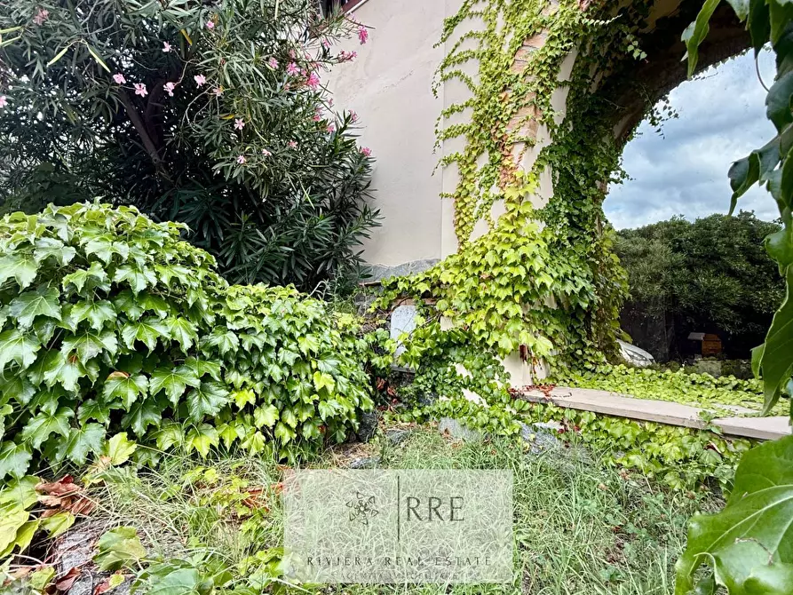 Immagine 49 di Casa indipendente in vendita  in fraz. Segno a Quiliano