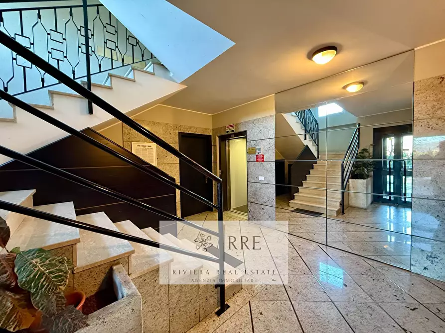 Immagine 12 di Appartamento in vendita  in via Valle d' Aosta a Albenga