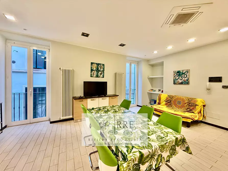 Immagine 3 di Appartamento in vendita  in Caruggio centro storico a Ceriale