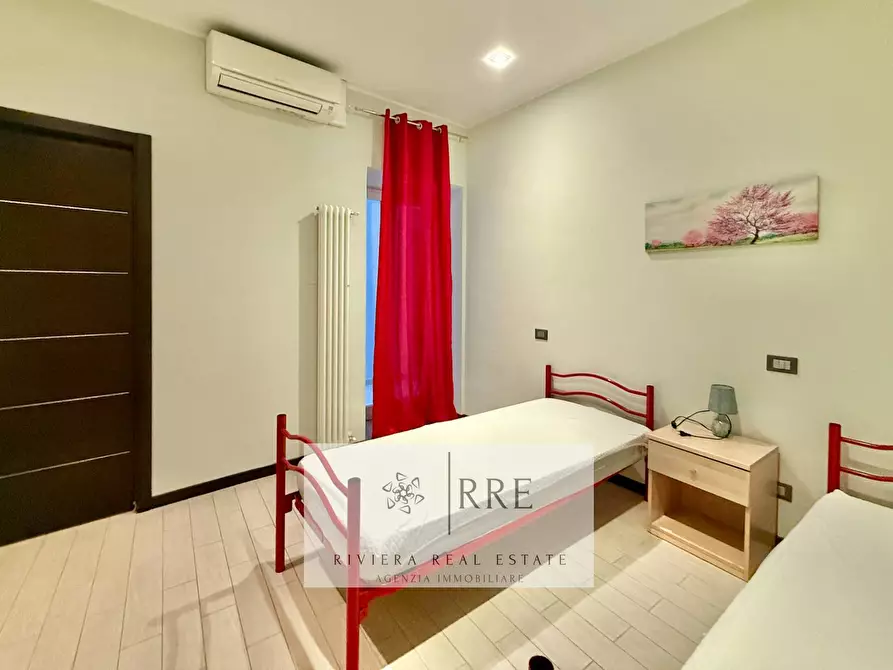 Immagine 15 di Appartamento in vendita  in Caruggio centro storico a Ceriale