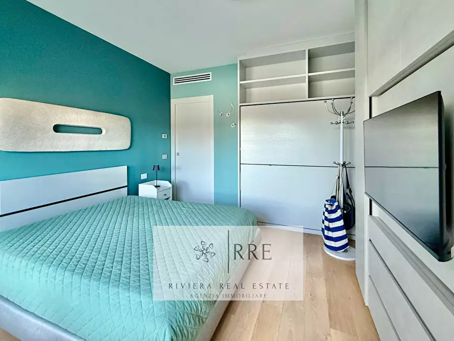 Immagine 14 di Appartamento in vendita  in via Adelasia a Alassio