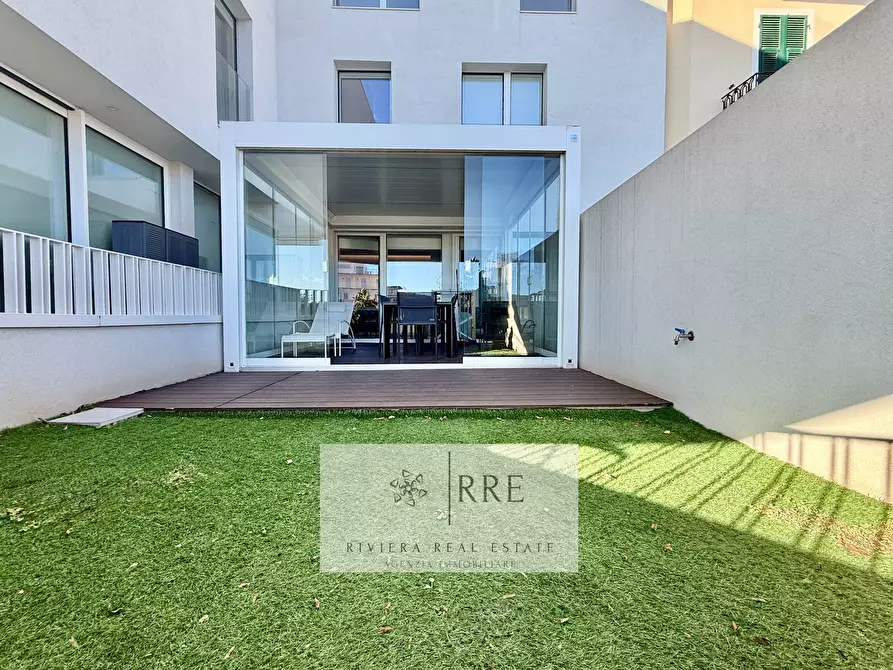 Immagine 9 di Appartamento in vendita  in via Adelasia a Alassio