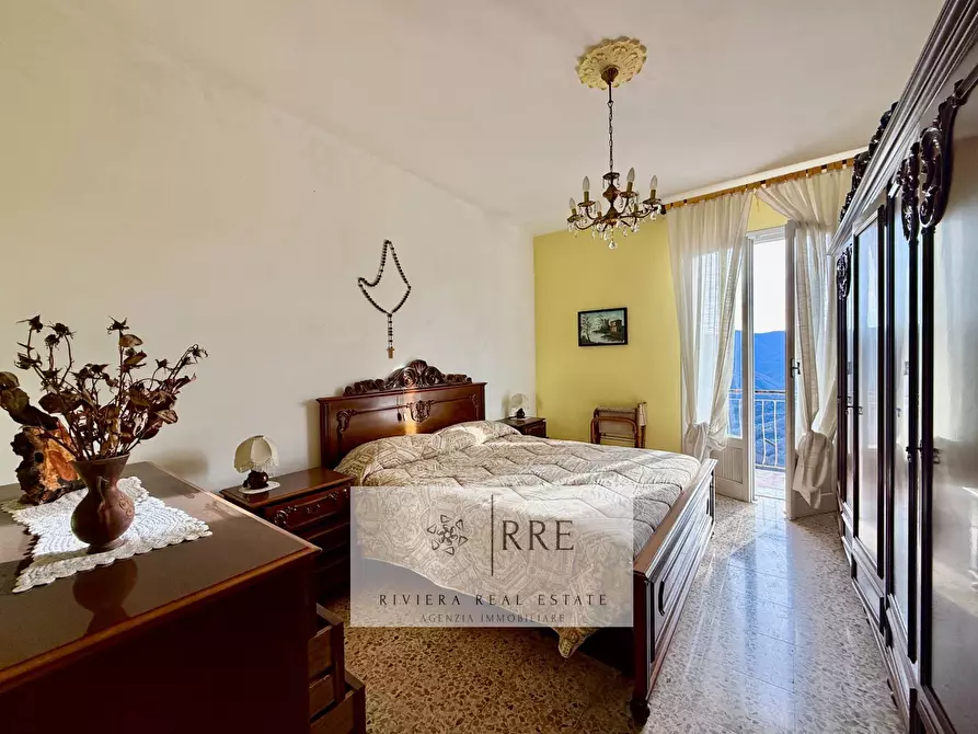 Immagine 19 di Casa indipendente in vendita  a Aquila D'arroscia