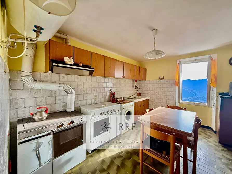 Immagine 14 di Casa indipendente in vendita  a Aquila D'arroscia