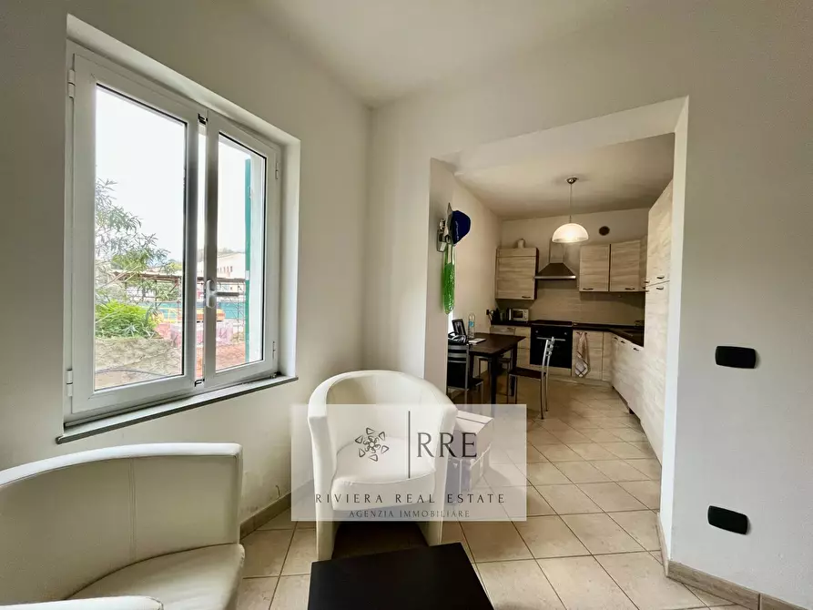 Immagine 3 di Appartamento in vendita  in VIA CALICE a Finale Ligure