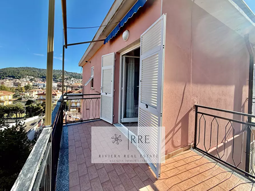 Immagine 9 di Appartamento in vendita  in via del Poggio a Balestrino