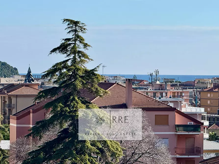 Immagine 2 di Appartamento in vendita  in via del Poggio a Balestrino