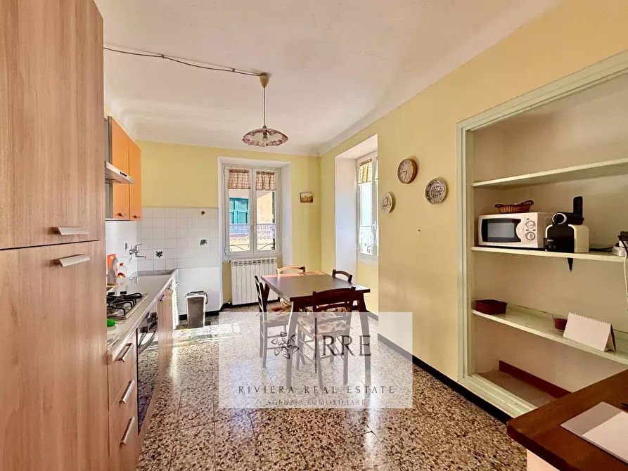 Immagine 7 di Appartamento in vendita  in via Garibaldi a Armo