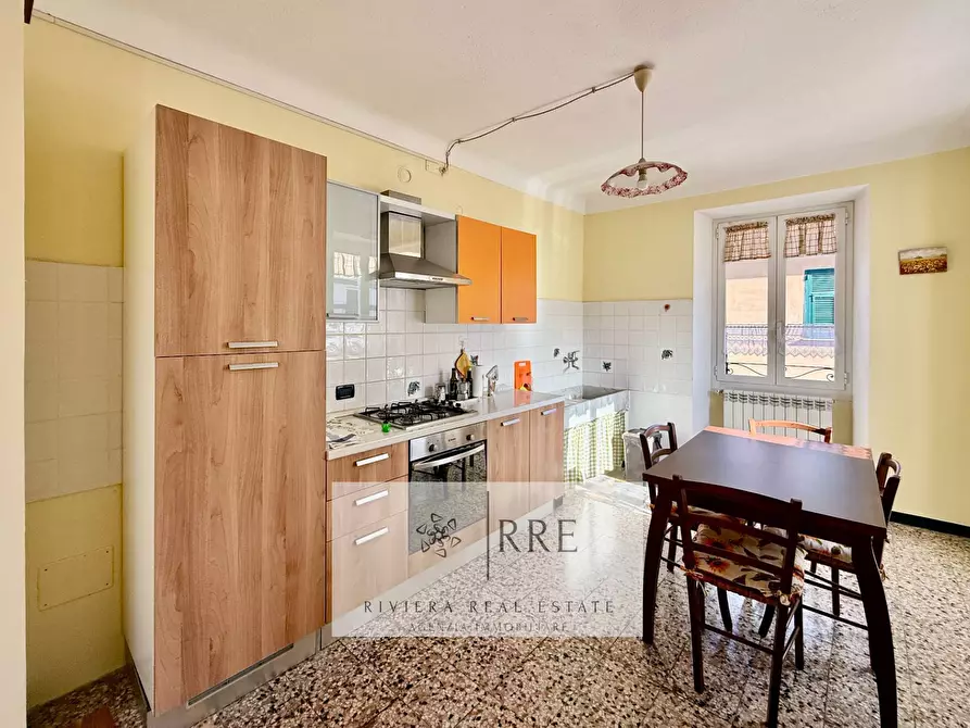 Immagine 8 di Appartamento in vendita  in via Garibaldi a Armo