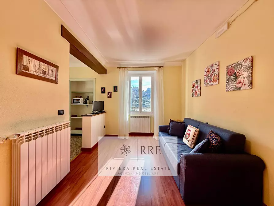 Immagine 4 di Appartamento in vendita  in via Garibaldi a Armo