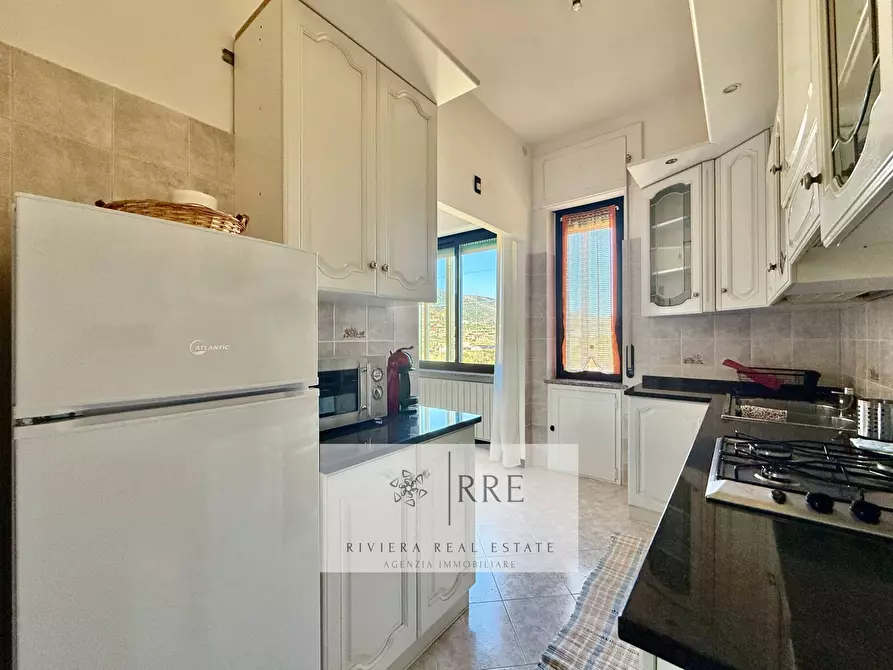 Immagine 15 di Appartamento in vendita  in Zona Poeti Alta a Loano