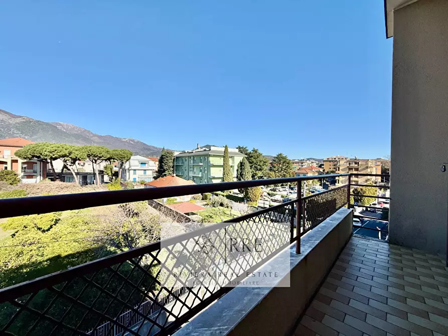 Immagine 9 di Appartamento in vendita  in Zona Poeti bassa a Loano