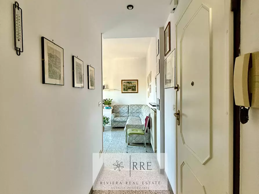 Immagine 13 di Appartamento in vendita  in Zona Poeti bassa a Loano