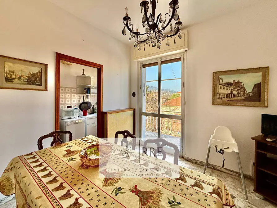 Immagine 6 di Appartamento in vendita  in Via Dante Alighieri a Loano