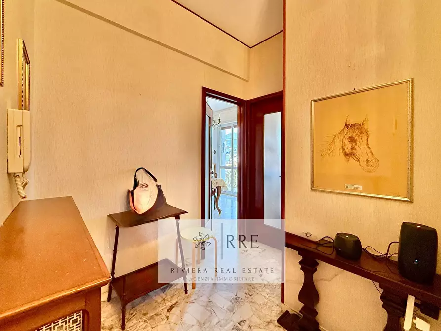 Immagine 23 di Appartamento in vendita  in Via Dante Alighieri a Loano