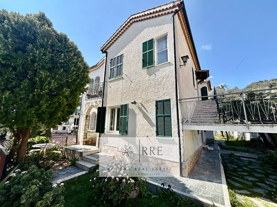 Immagine 8 di Villa in vendita  in via Paganini a Giustenice