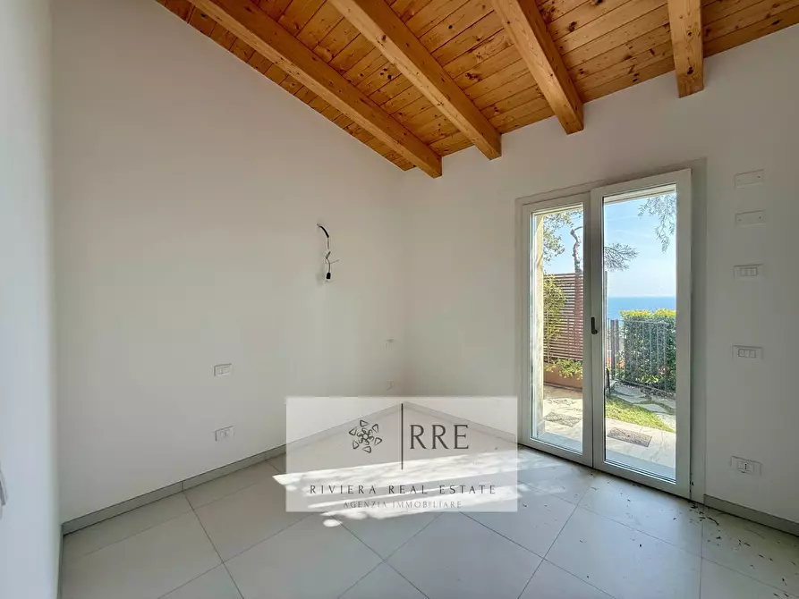 Immagine 11 di Appartamento in vendita  in Via Aurelia a Balestrino