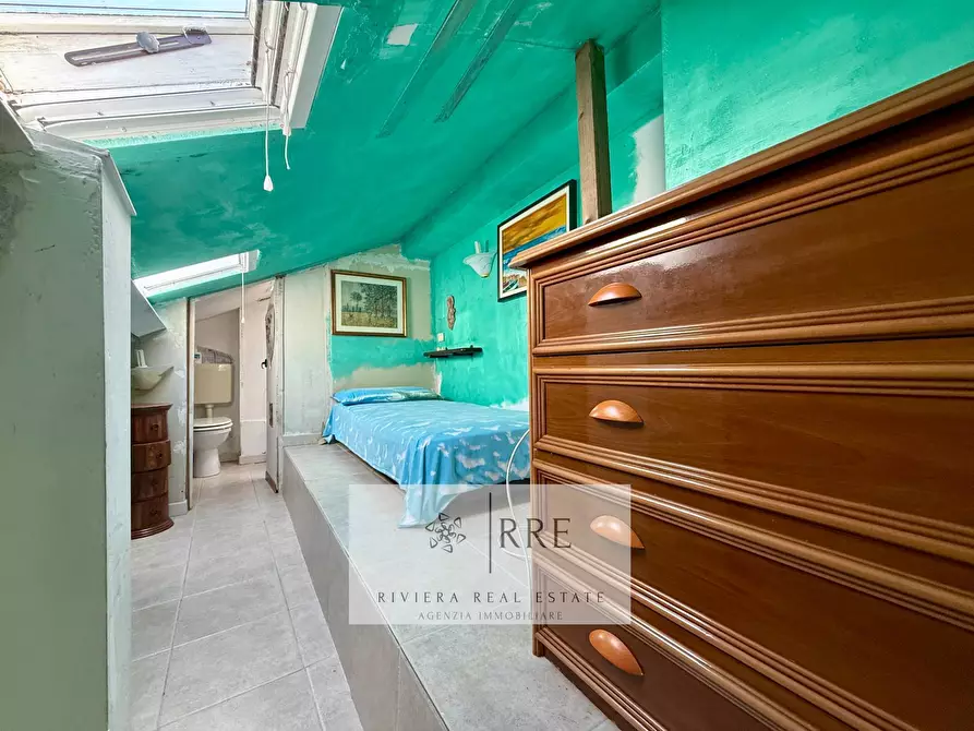 Immagine 33 di Attico in vendita  in Frazione Lavina - Piazza Sant' Antonio Abate a Aquila D'arroscia