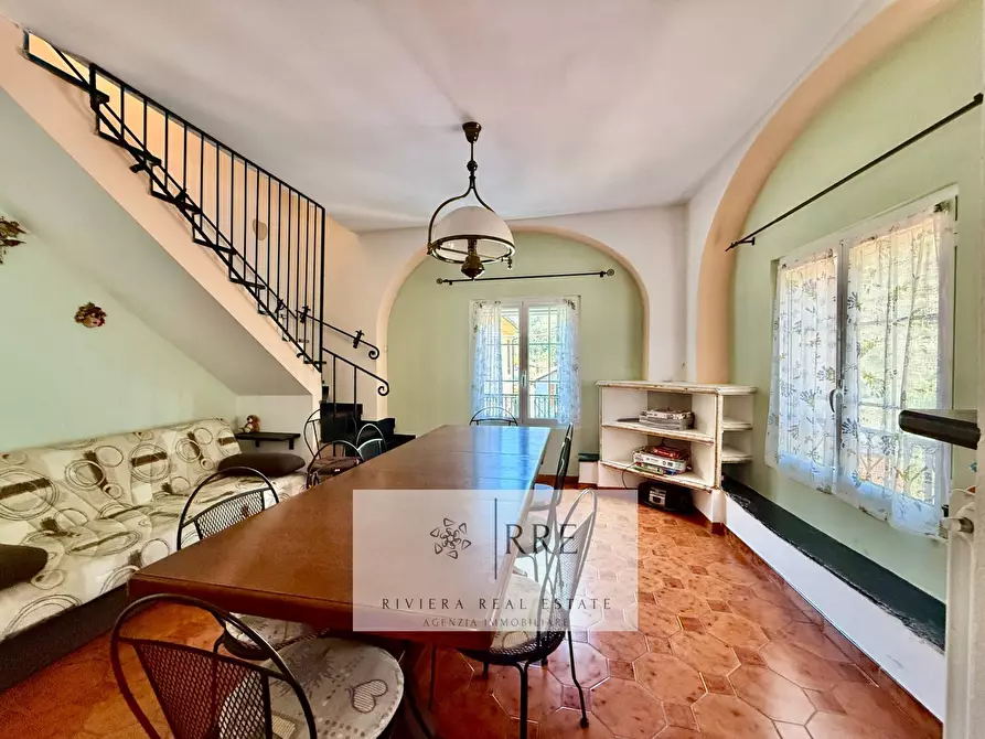 Immagine 4 di Attico in vendita  in Frazione Lavina - Piazza Sant' Antonio Abate a Aquila D'arroscia