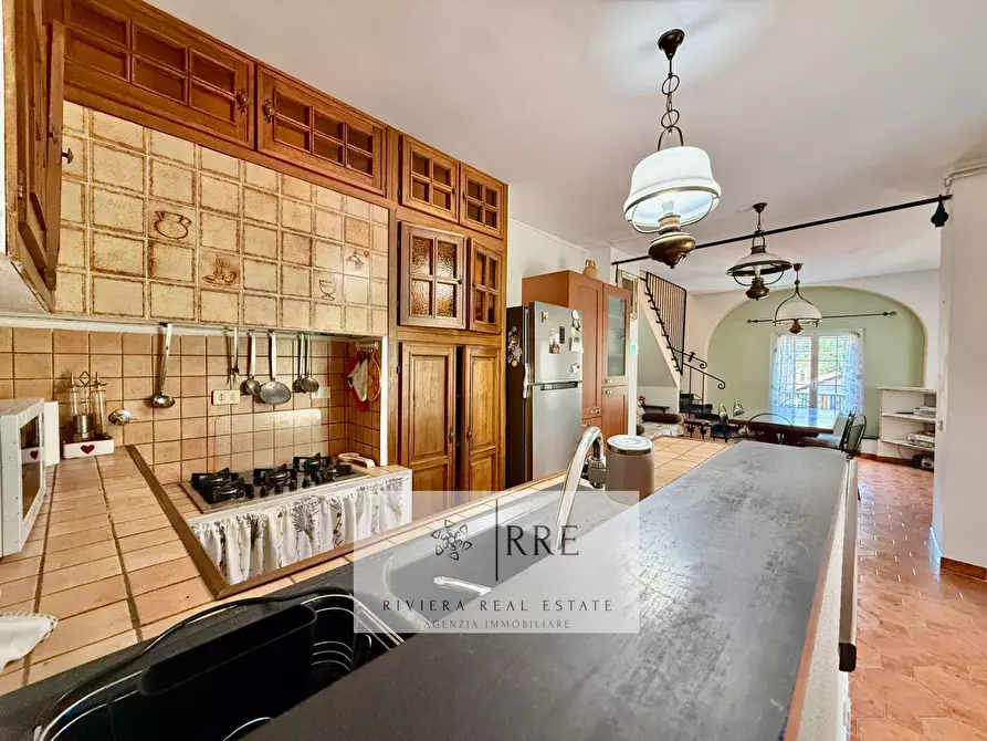 Immagine 9 di Attico in vendita  in Frazione Lavina - Piazza Sant' Antonio Abate a Aquila D'arroscia