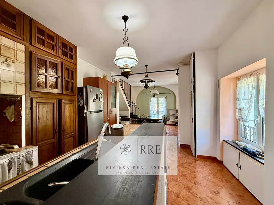 Immagine 2 di Attico in vendita  in Frazione Lavina - Piazza Sant' Antonio Abate a Aquila D'arroscia