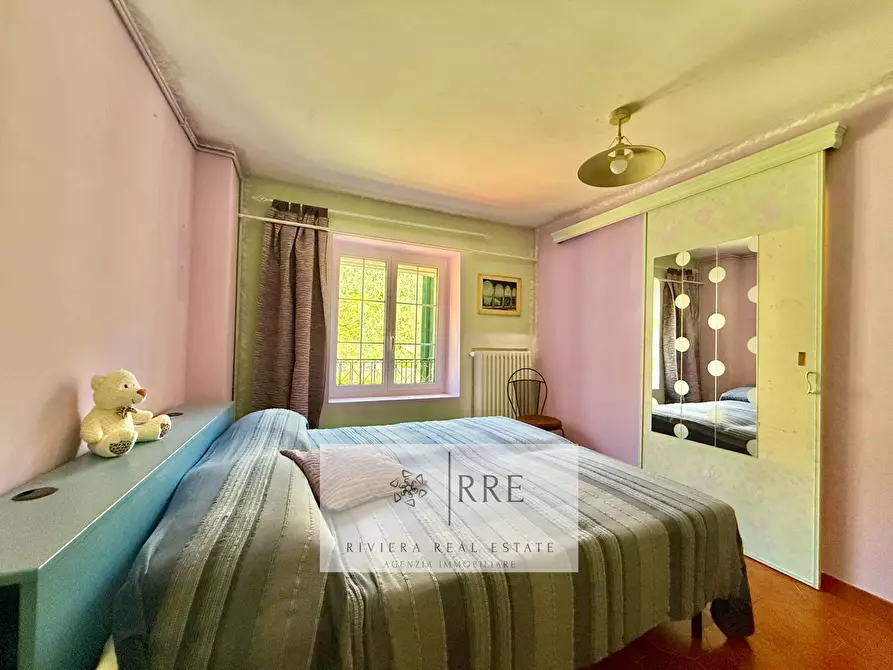 Immagine 19 di Attico in vendita  in Frazione Lavina - Piazza Sant' Antonio Abate a Aquila D'arroscia