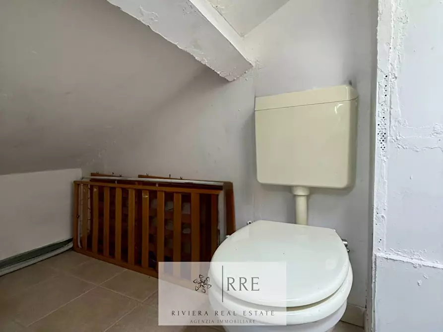 Immagine 36 di Attico in vendita  in Frazione Lavina - Piazza Sant' Antonio Abate a Aquila D'arroscia