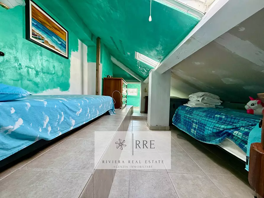 Immagine 34 di Attico in vendita  in Frazione Lavina - Piazza Sant' Antonio Abate a Aquila D'arroscia