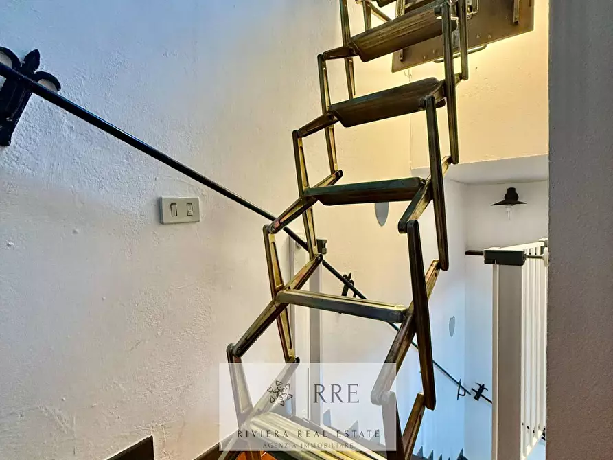 Immagine 32 di Attico in vendita  in Frazione Lavina - Piazza Sant' Antonio Abate a Aquila D'arroscia