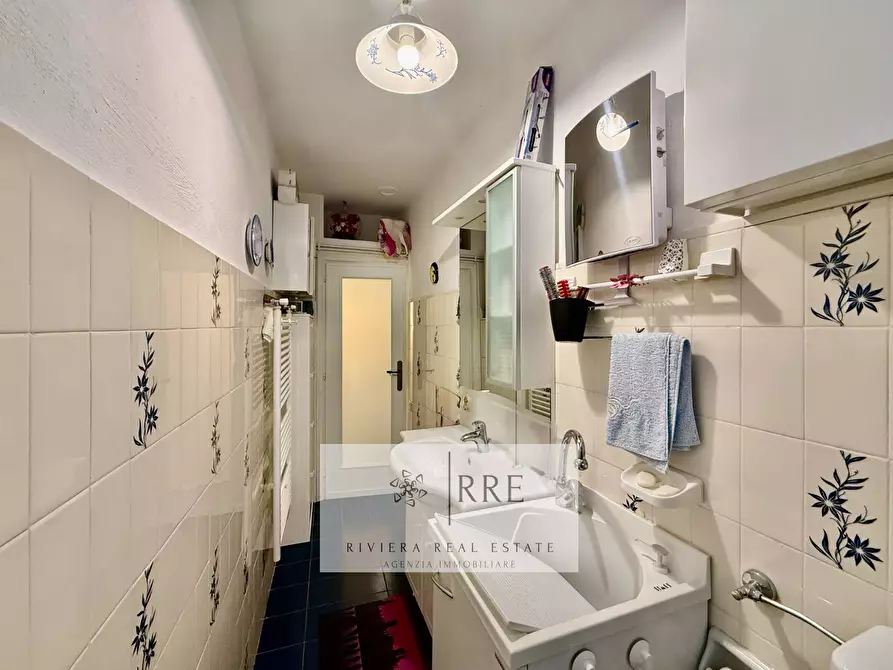 Immagine 23 di Attico in vendita  in Frazione Lavina - Piazza Sant' Antonio Abate a Aquila D'arroscia