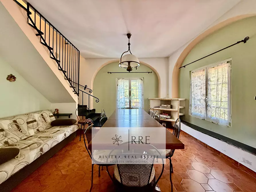 Immagine 1 di Attico in vendita  in Frazione Lavina - Piazza Sant' Antonio Abate a Aquila D'arroscia