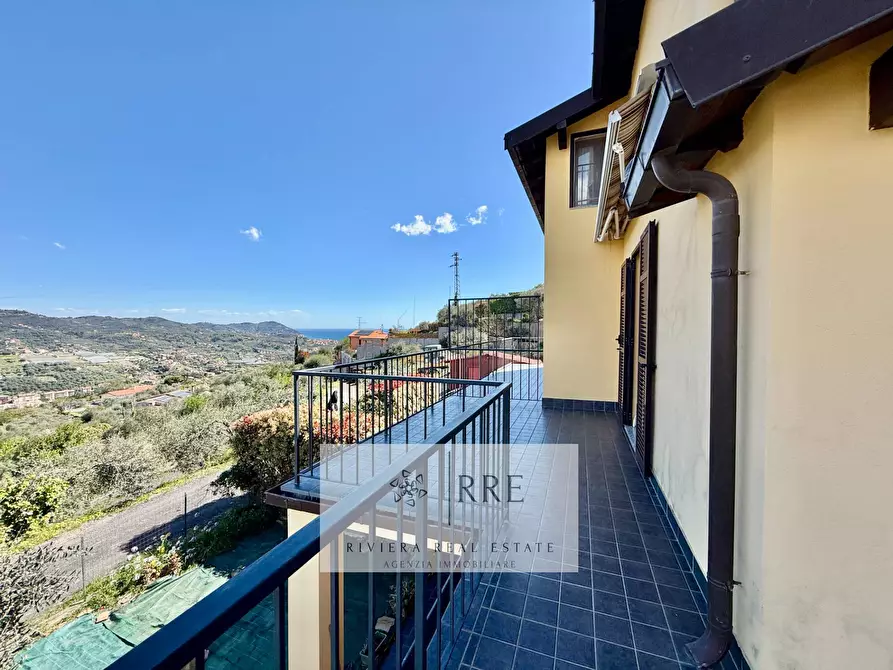 Immagine 30 di Villetta a schiera in vendita  in strada Civezza - Poggi a Imperia