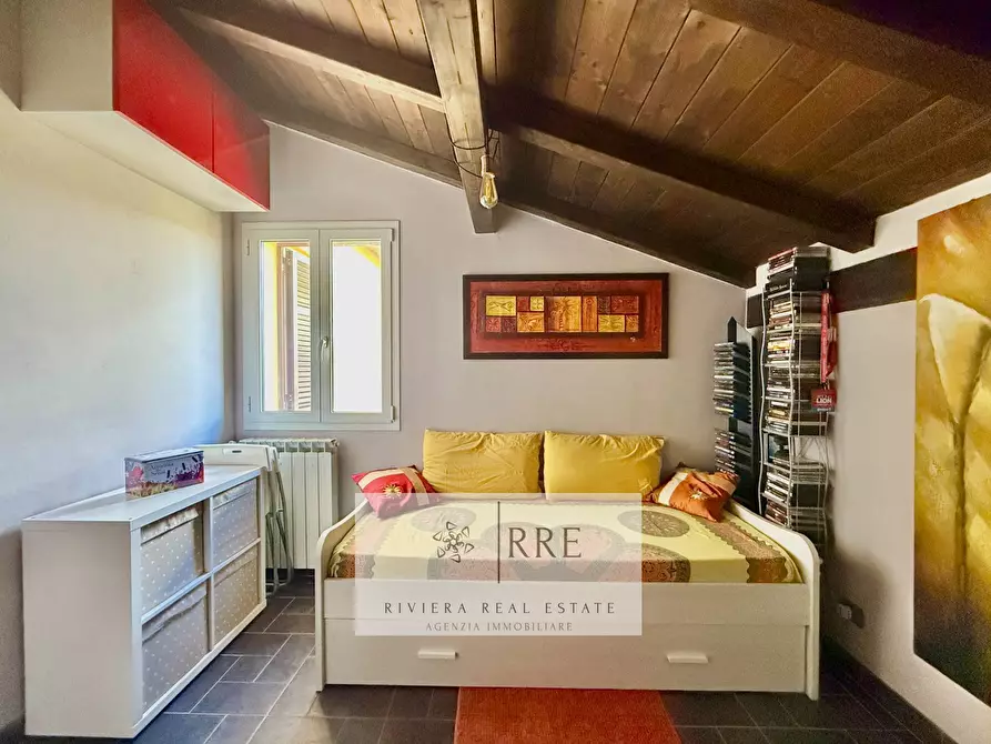 Immagine 25 di Villetta a schiera in vendita  in strada Civezza - Poggi a Imperia