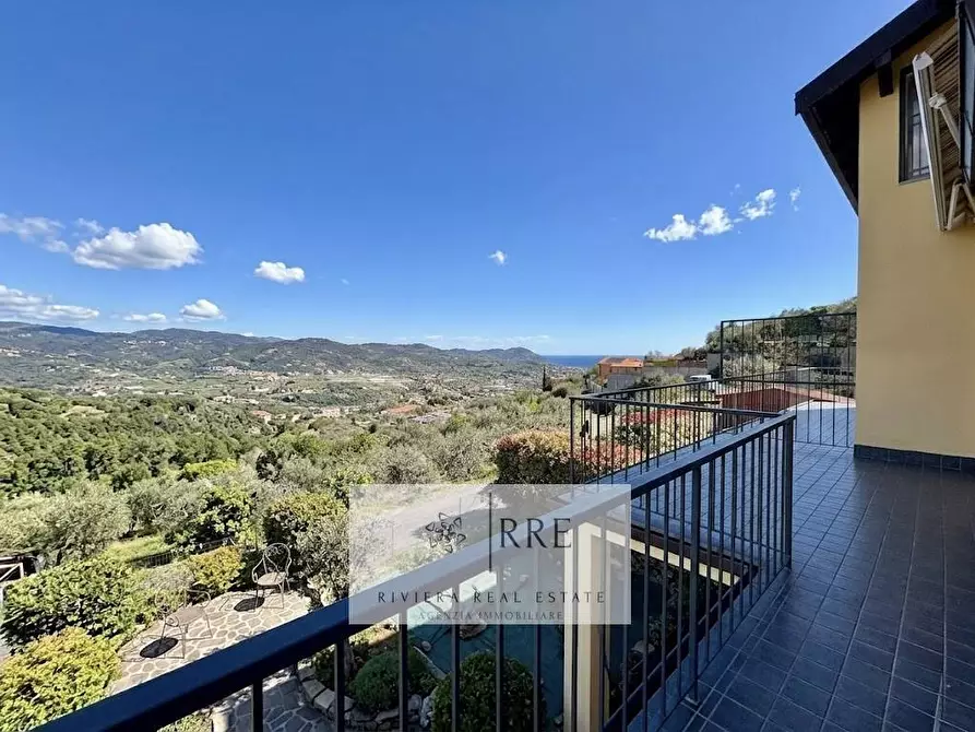 Immagine 35 di Villetta a schiera in vendita  in strada Civezza - Poggi a Imperia