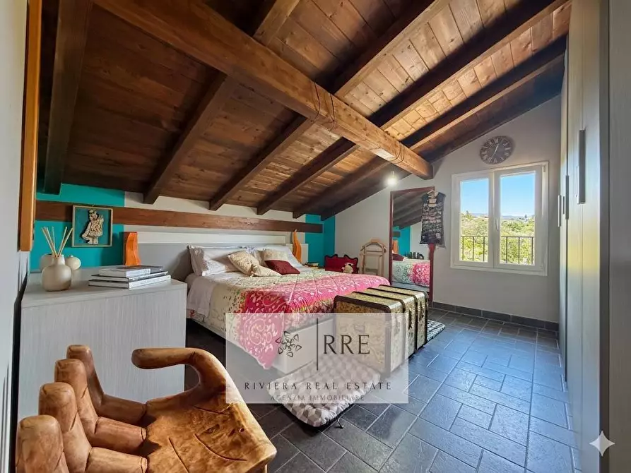 Immagine 21 di Villetta a schiera in vendita  in strada Civezza - Poggi a Imperia