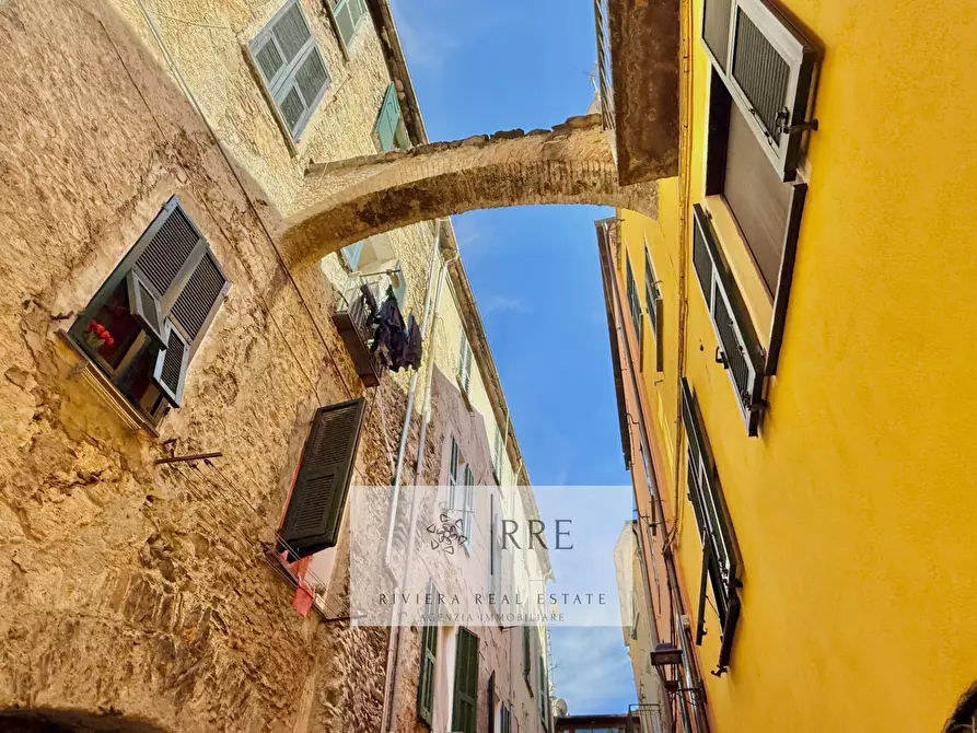 Immagine 16 di Appartamento in vendita  in via Piave - Pieve di Teco a Armo