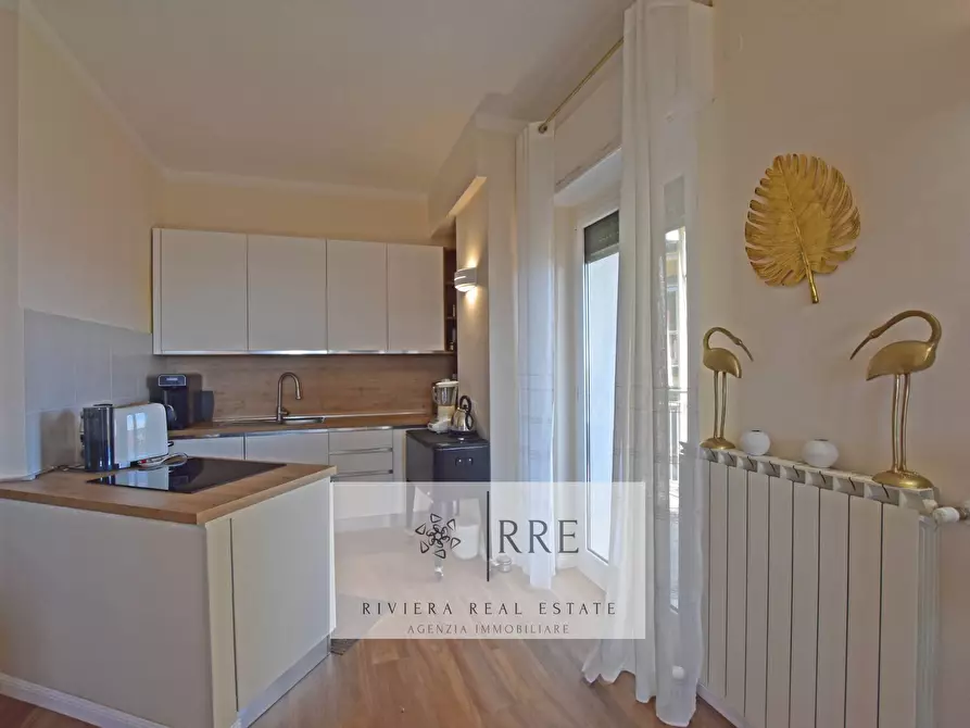 Immagine 21 di Appartamento in vendita  in Parco San Rocco a Alassio