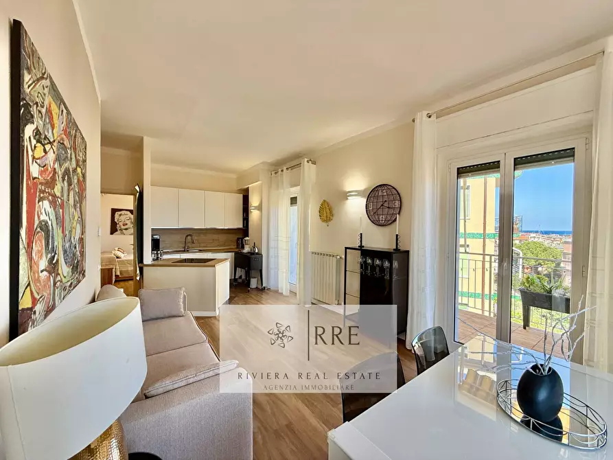 Immagine 3 di Appartamento in vendita  in Parco San Rocco a Alassio