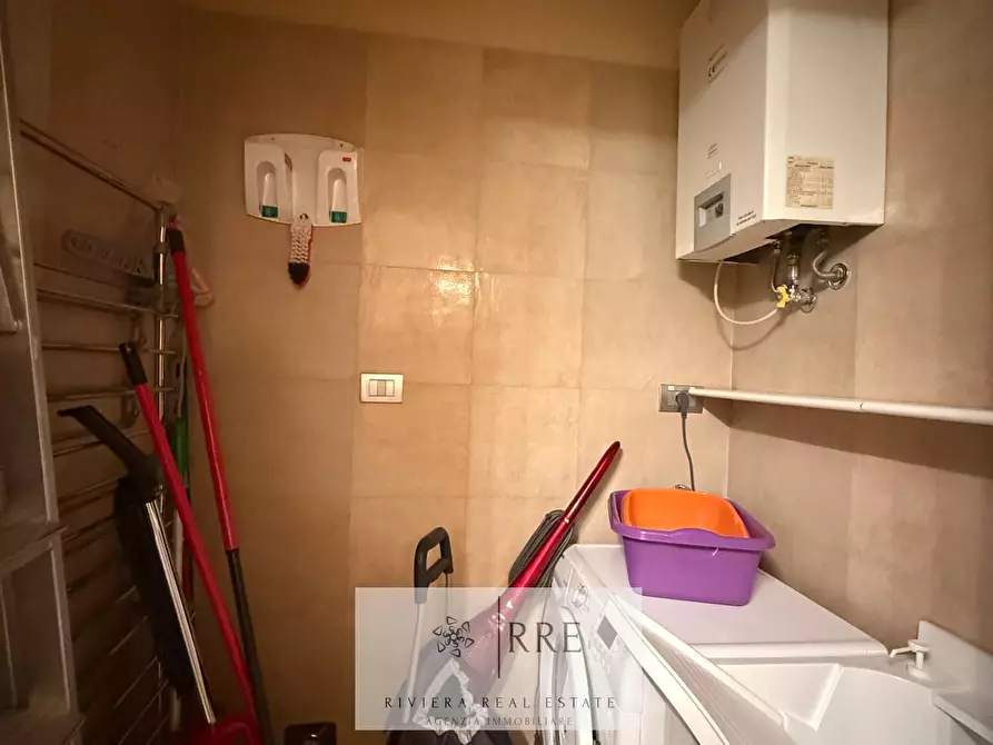 Immagine 38 di Appartamento in vendita  in nel Budello a Alassio