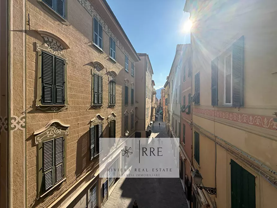 Immagine 54 di Appartamento in vendita  in nel Budello a Alassio