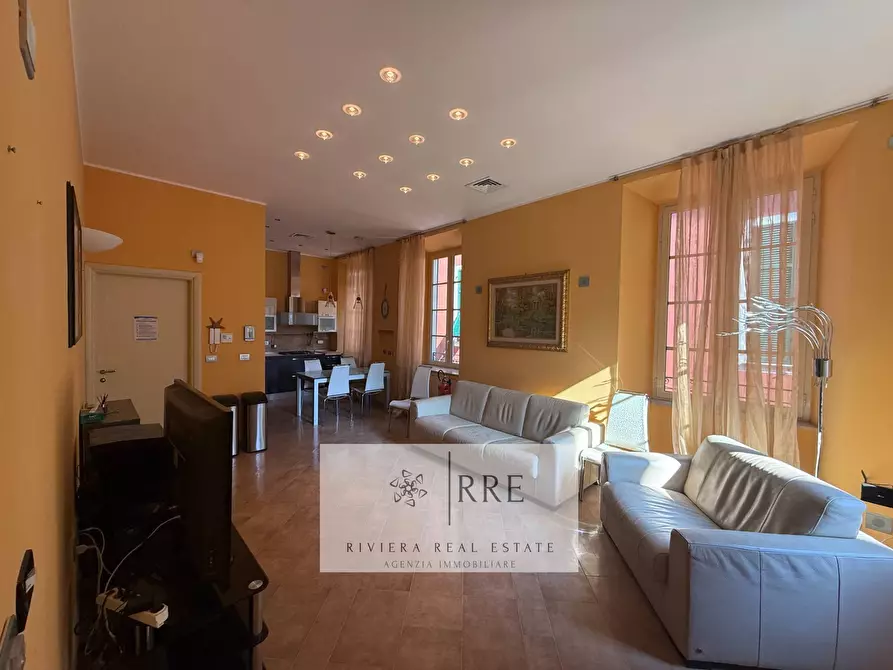 Immagine 1 di Appartamento in vendita  in nel Budello a Alassio