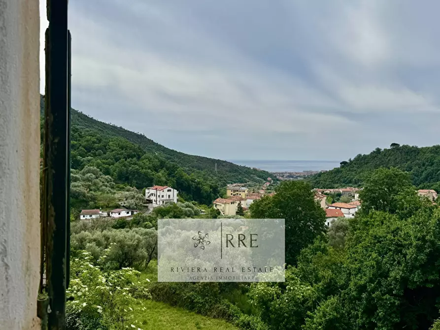 Immagine 41 di Casa indipendente in vendita  in Borgata Chiesa a Loano