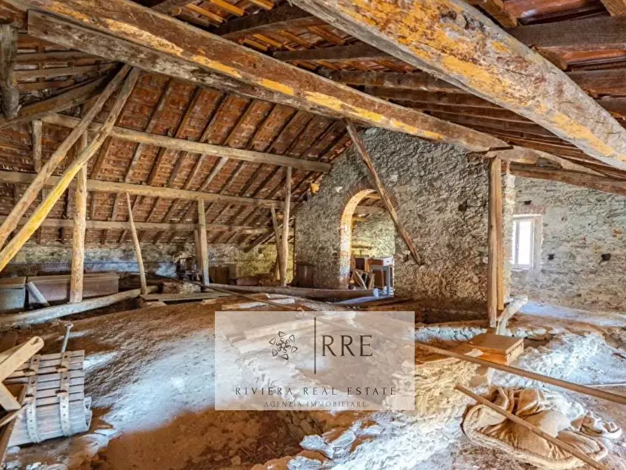 Immagine 65 di Casa indipendente in vendita  in Borgata Chiesa a Loano