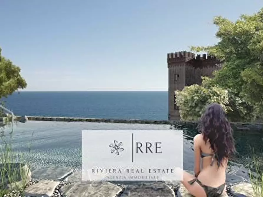 Immagine 16 di Attico in vendita  in Castello Borelli a Balestrino