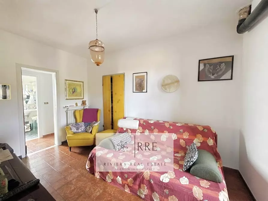 Immagine 21 di Villa in vendita  in via Gandolfi a Boissano